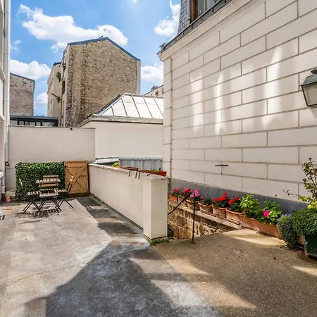 Montmartre Cozy And Bright 1bd With Terrace Parigi